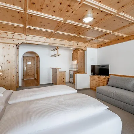 Nevada 4* זאמנאון