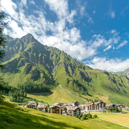 Nevada Отель Замнаун